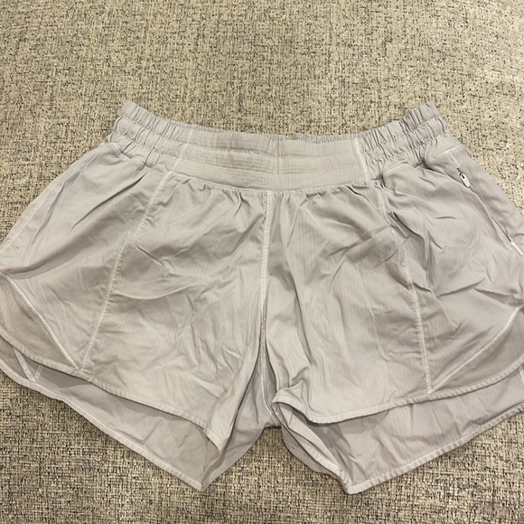 Lululemon athletic shorts. Size 6. Light grey - Picture 2 of 3